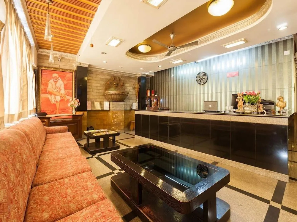 OYO 315 Hotel Tavern