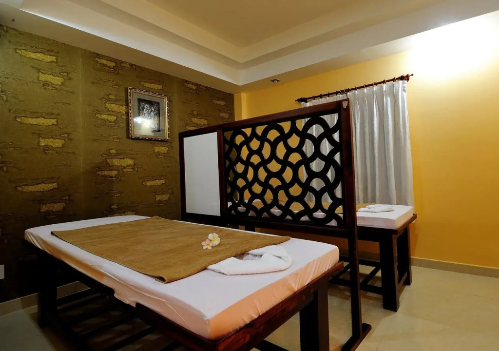 Hoa Long Hotel