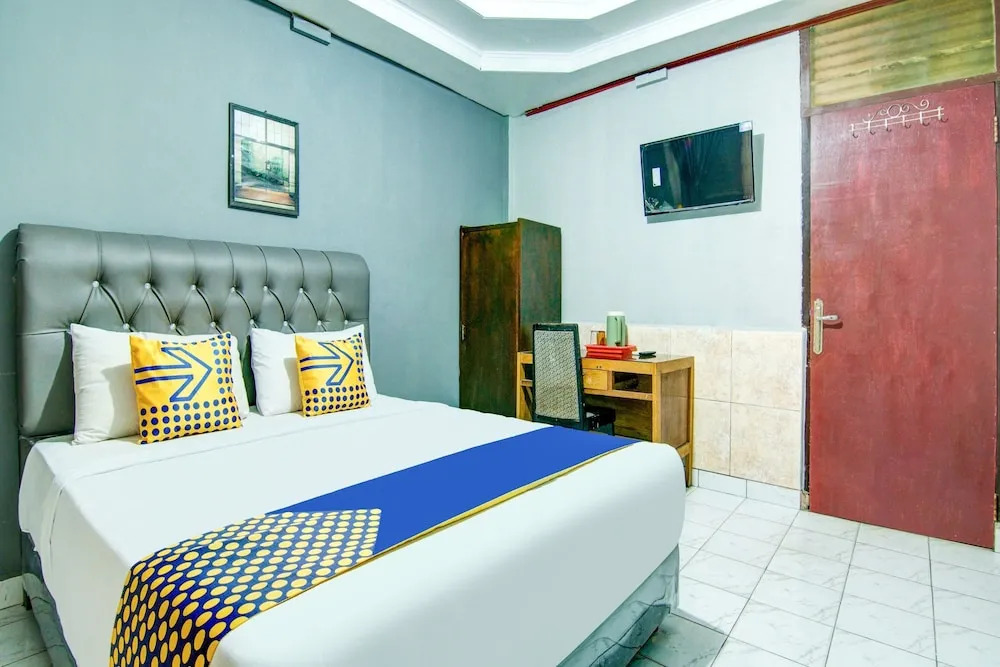 Hotel Tampan by OYO Rooms
