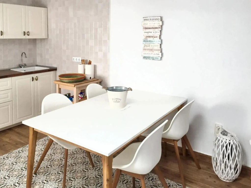 House with 2 Bedrooms in Chiclana de la Frontera, with Enclosed Garden And Wifi - 200 M From the Beach