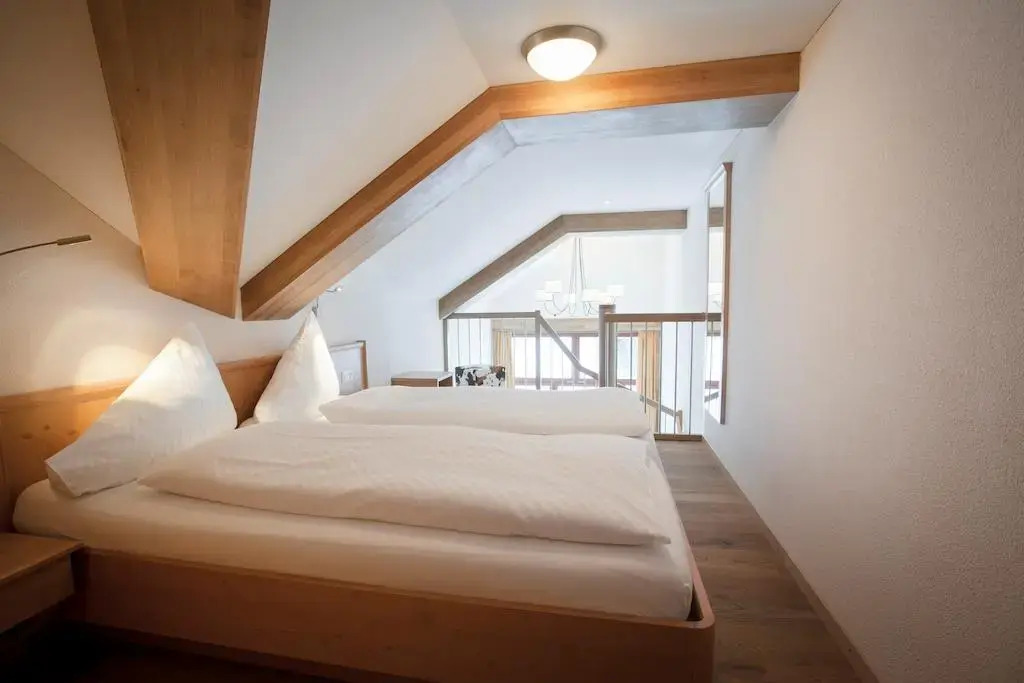 Berghotel Trübsee - Accessible Only by Cable Car