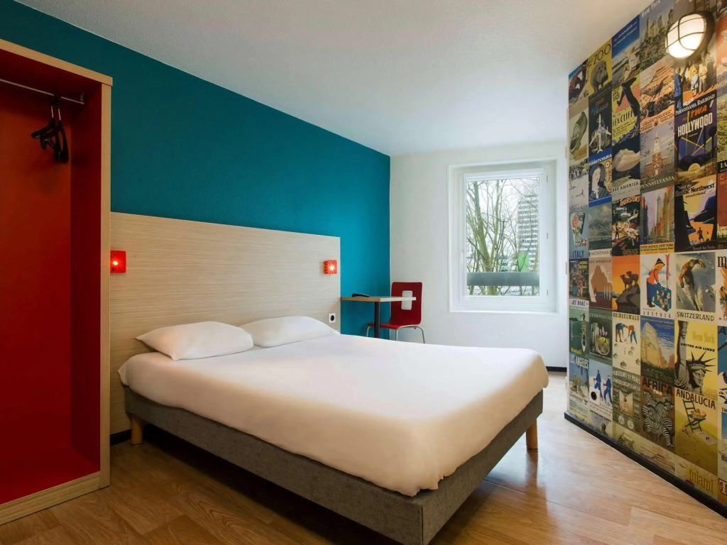 hotelF1 Cergy