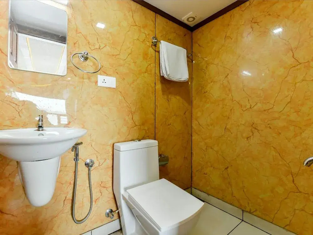 Oyo 24290 Houseboat Anugraha Deluxe