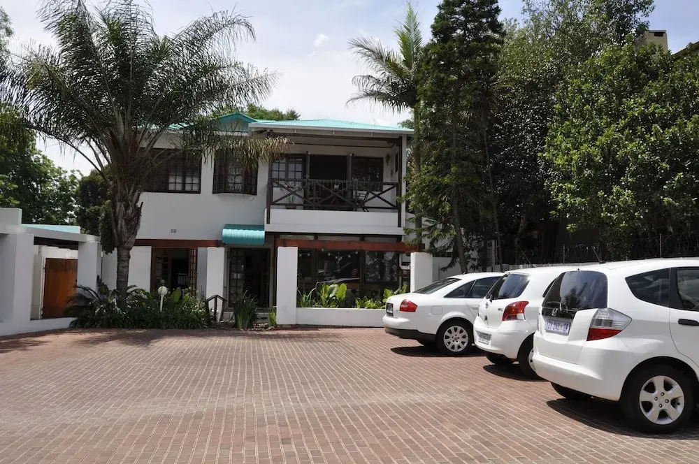 Crane's Nest Guest House at 212