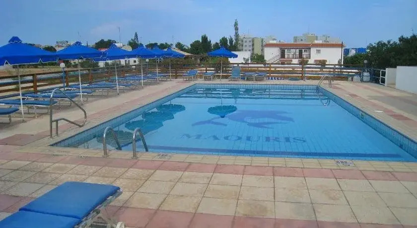 MAOURIS