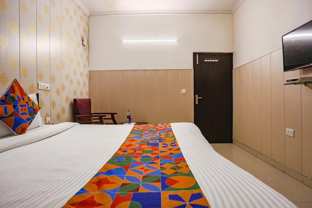 FabHotel Limewood