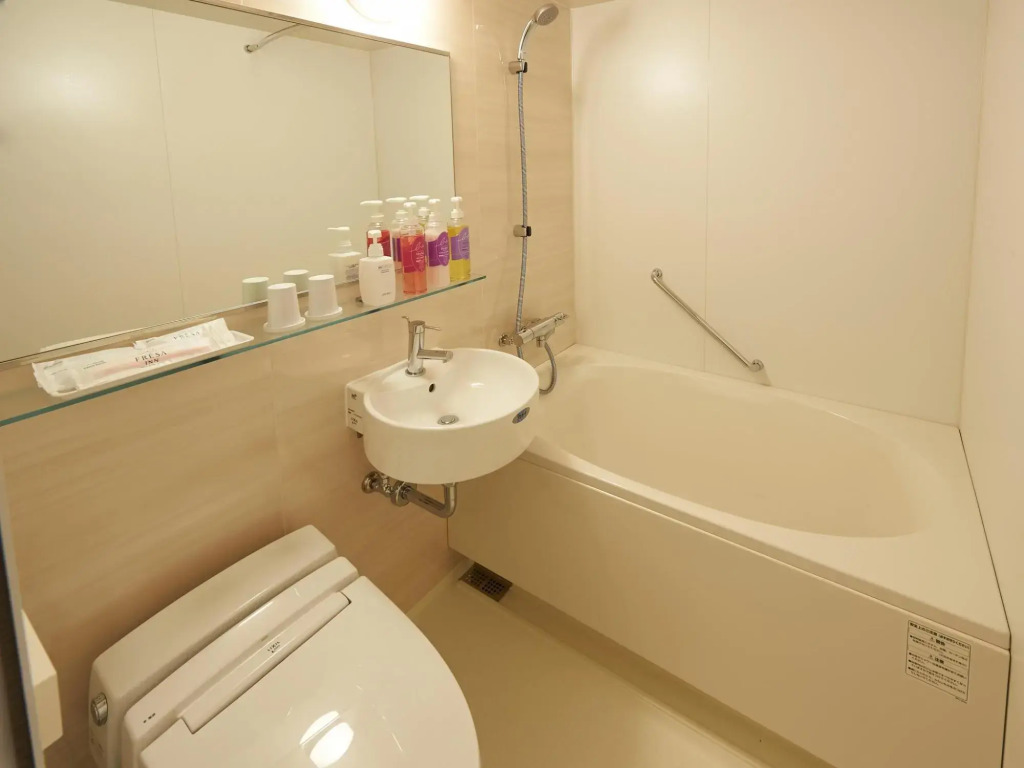 Sotetsu Fresa Inn Kyoto-Shijokarasuma