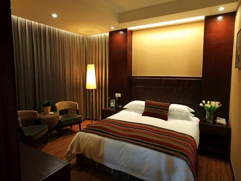 GreenTree Inn Jiangsu Nantong Qidong Middle Heping Road Business Hotel