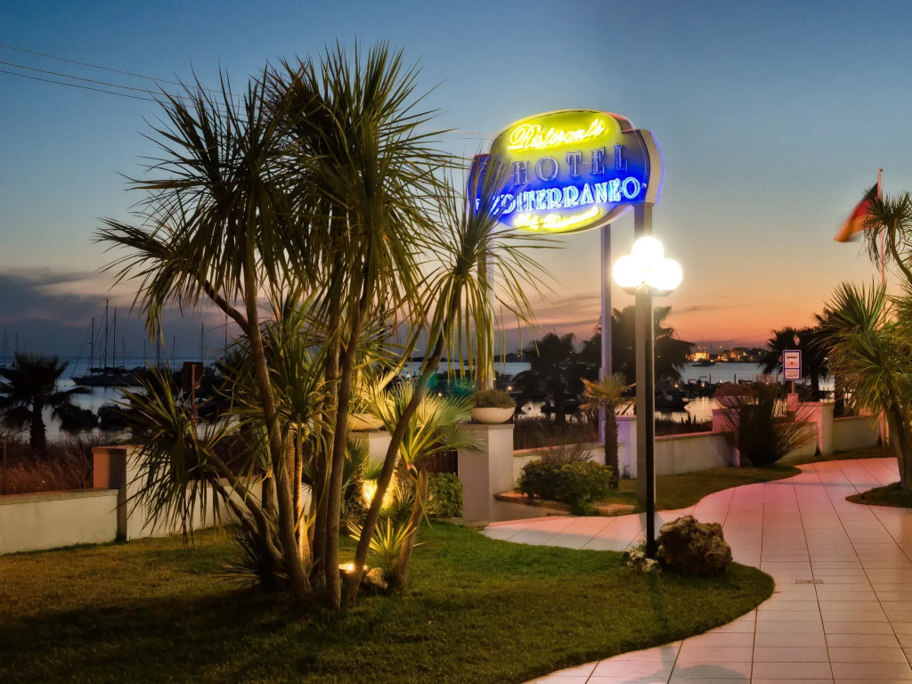 Hotel Mediterraneo