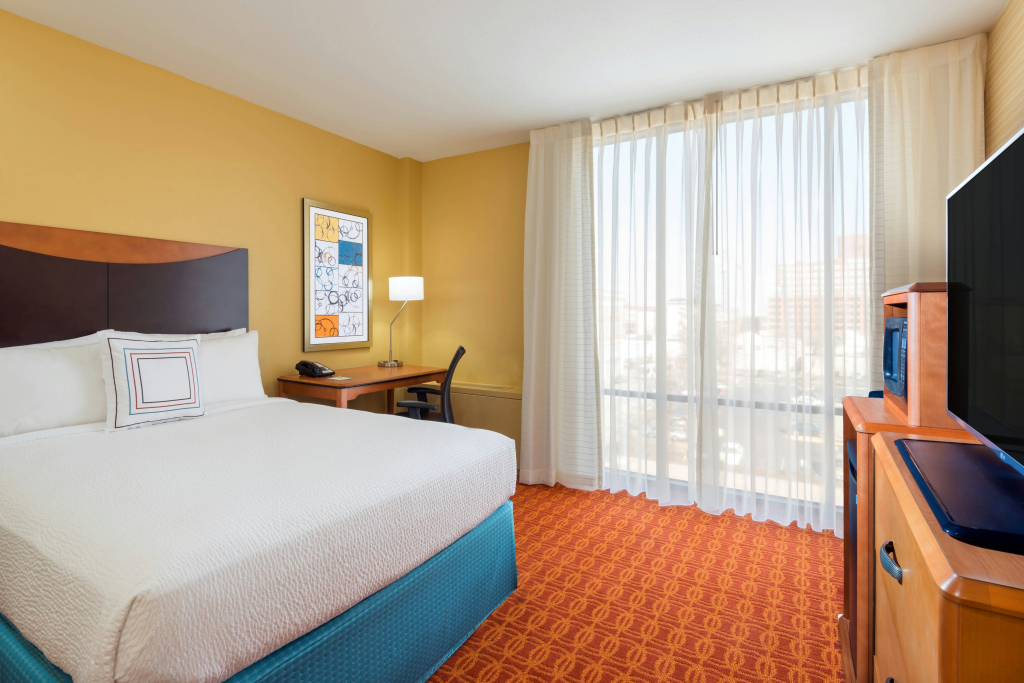 Fairfield Inn & Suites by Marriott Louisville Downtown