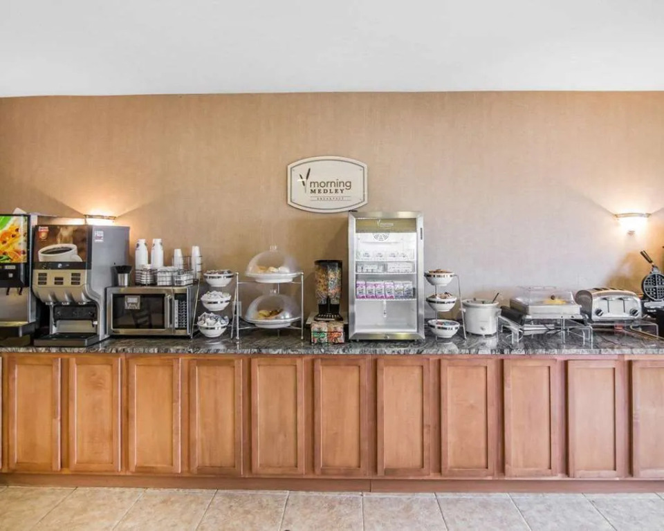 Rodeway Inn & Suites Salina South