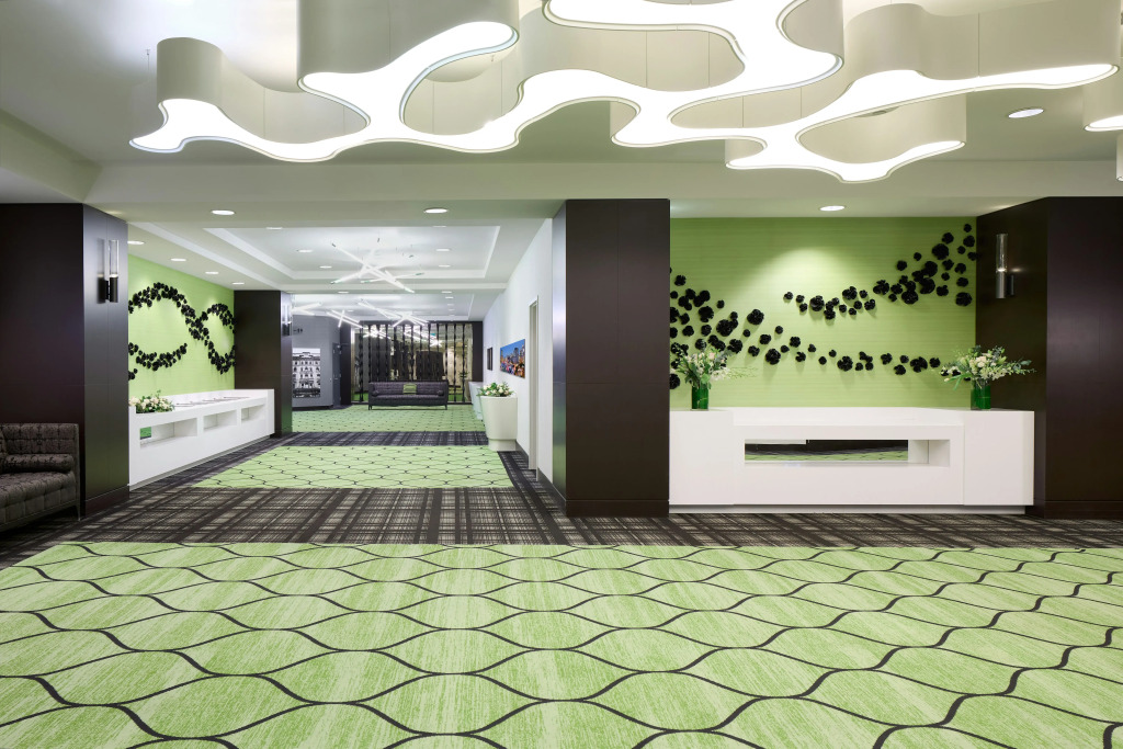 DoubleTree By Hilton Montreal