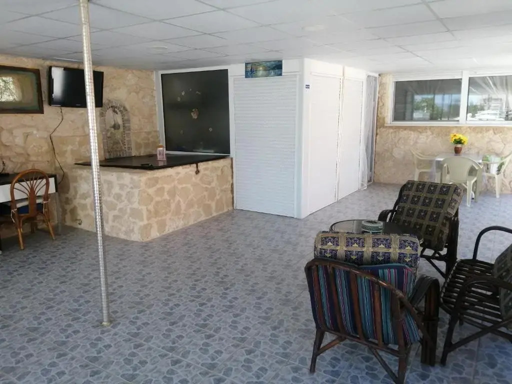 Asterias Apartments