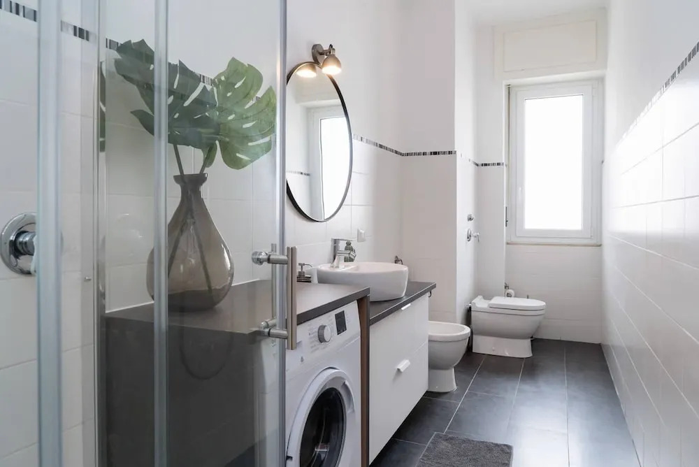 Large Apartment near City Center
