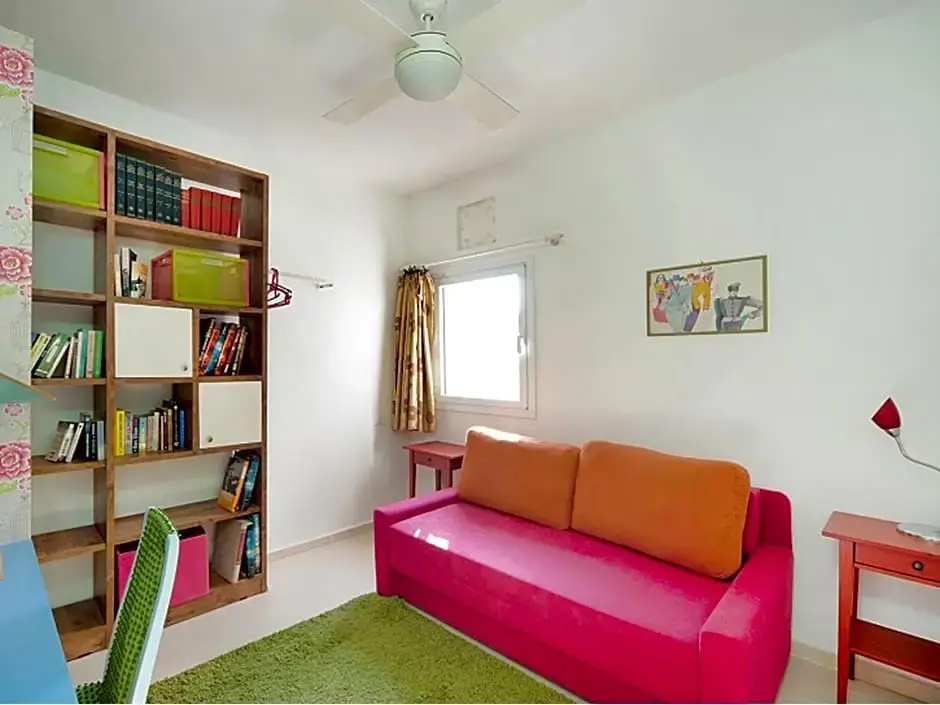 Neve Tzedek European Style w/ Balcony by Sea N' Rent