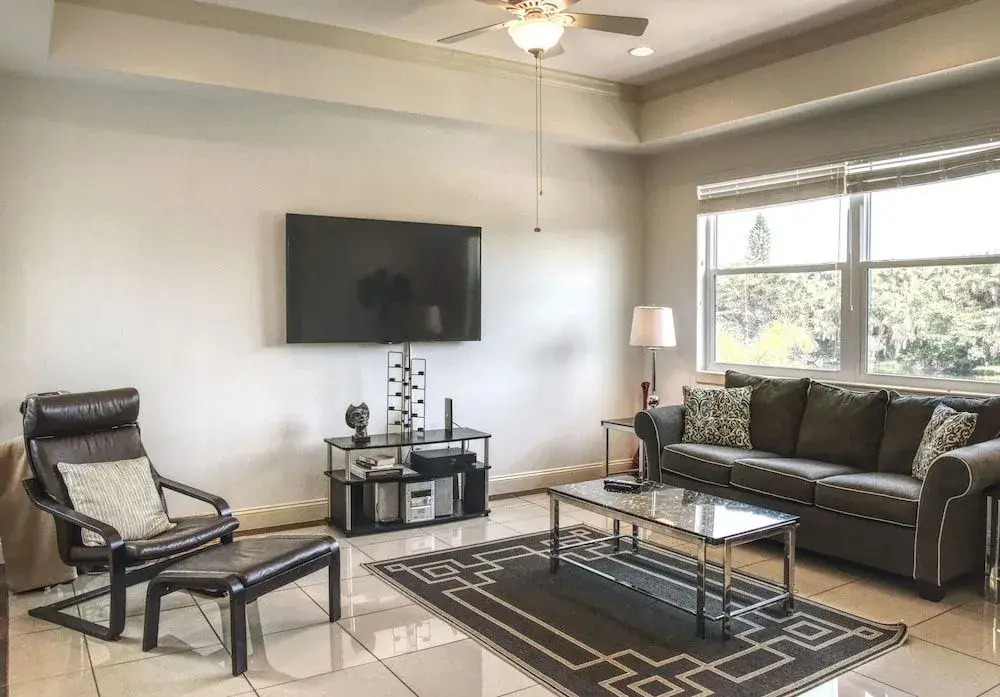 Lake Norma Luxury Living - Coronas Azul