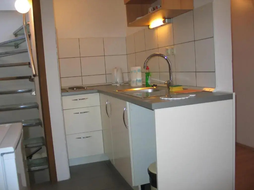 Apartments MIME - Small House