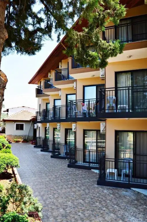 Ferah Hotel