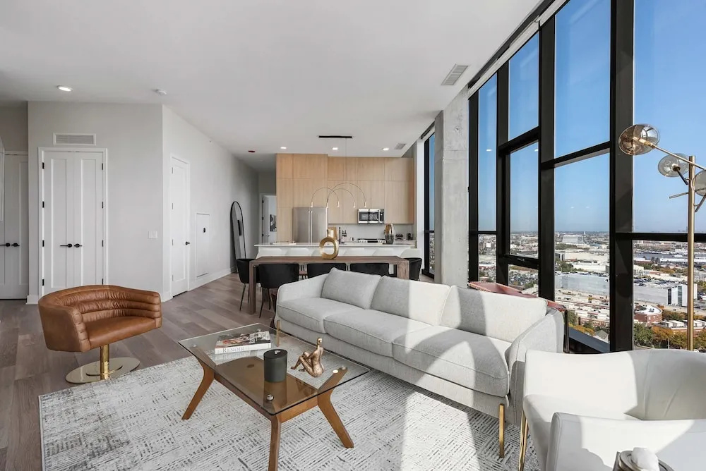 Group Escape 2 Luxury 3BR Penthouses