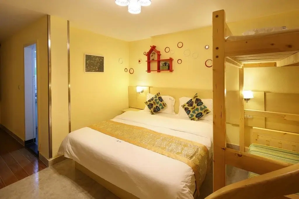 Hai Chen Hotel (Sanya Bay Phoenix Island Pearl Plaza Branch)