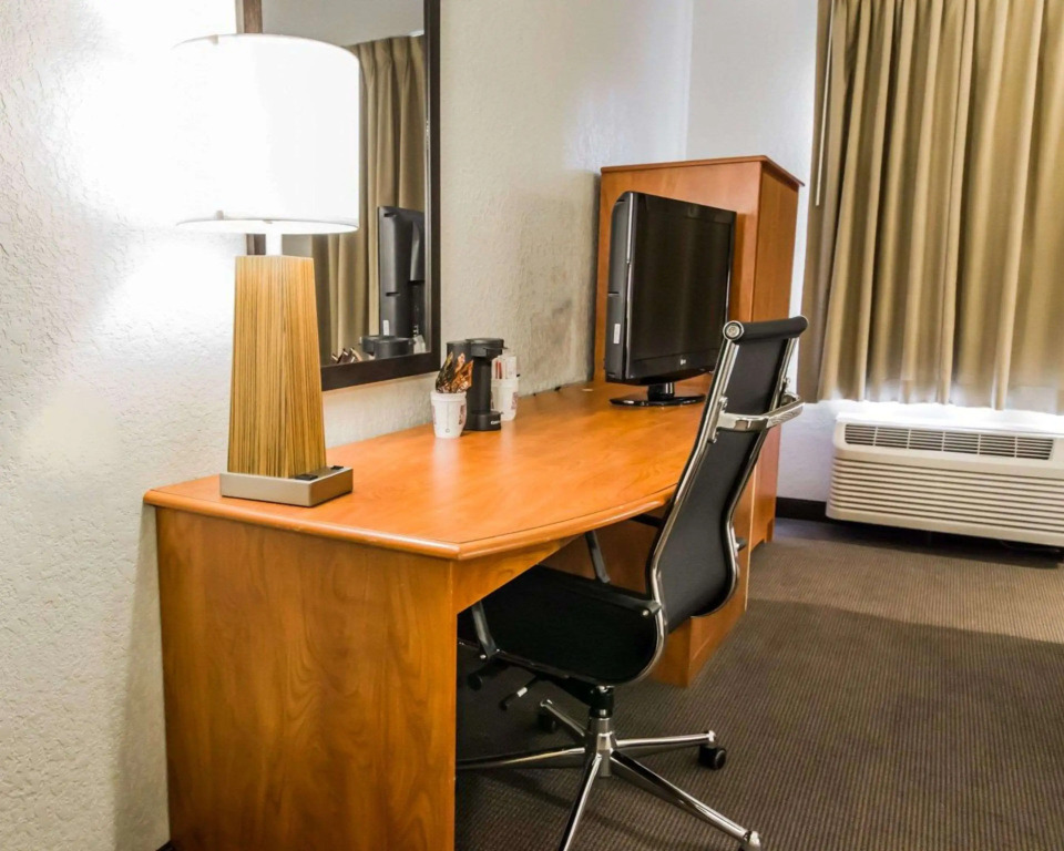 Blankenbaker Inn by IHG