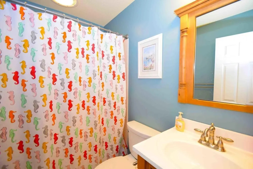 Harbour Island 21C 2 Bedrooms 3.5 Bathrooms Condo