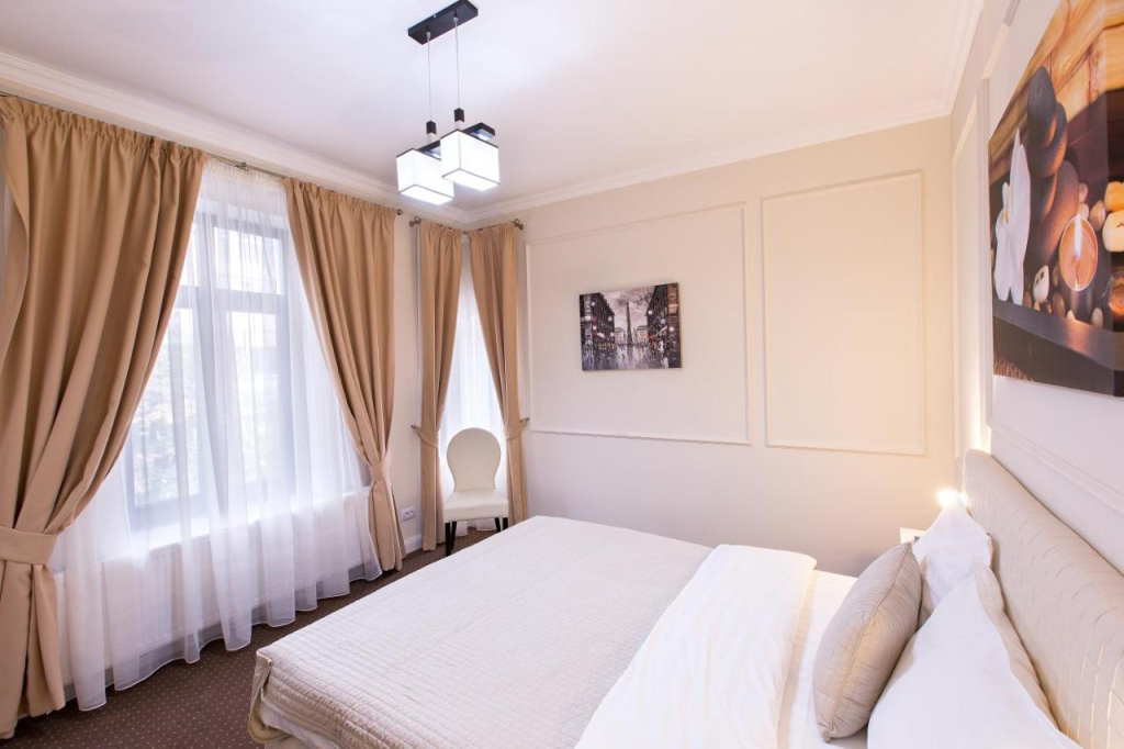 Prestige Hotel