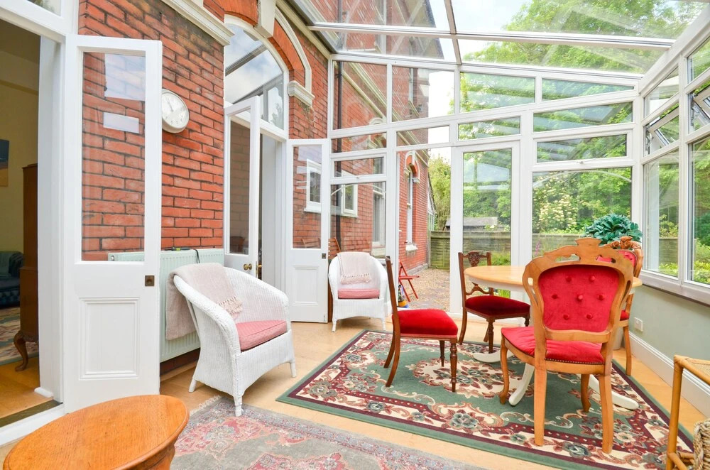 Imposing 2-bed House in Newport