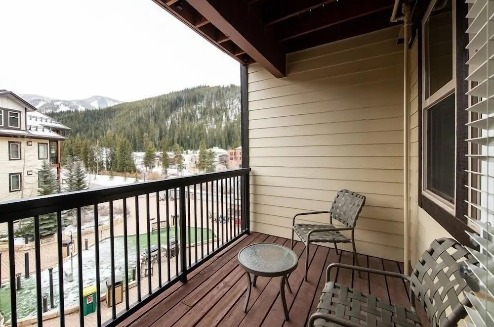 Fraser Crossing/Founders Pointe, Condo 1 Bedroom w/Kitchenette Premium Unit 4547
