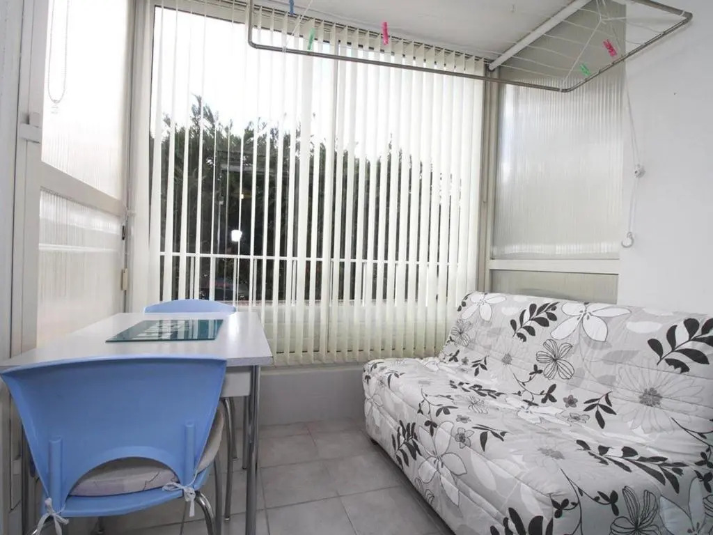 Appartement Balaruc-les-Bains, 1 pièce, 2 personnes - FR-1-553-58