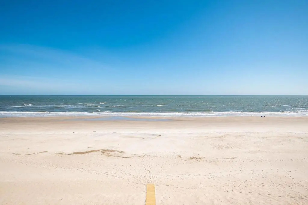 The Salty Dog by Oak Island Accommodations
