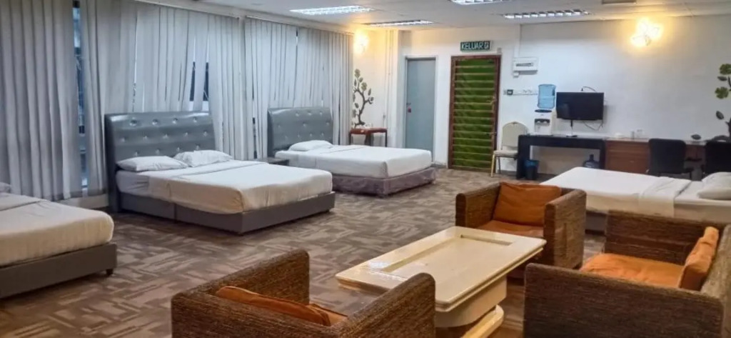 Golden Leaf Hotel Danga Bay