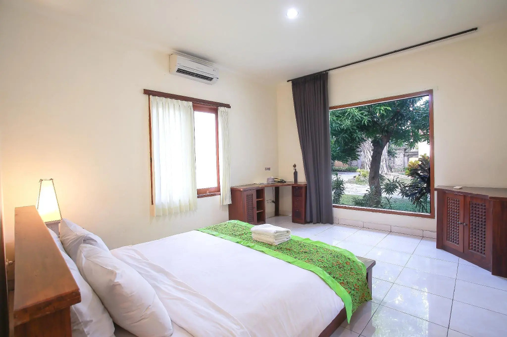 Mirah Hotel