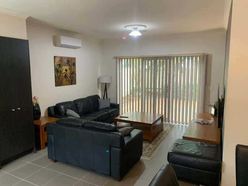 Elmsford Cottage