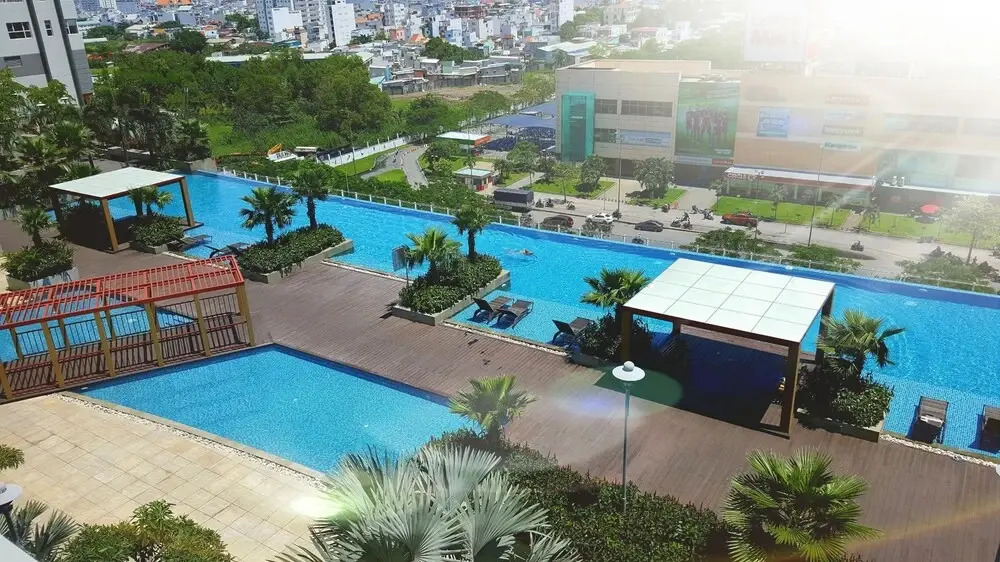 Sunrise City 2BR with Infinity SW Pool