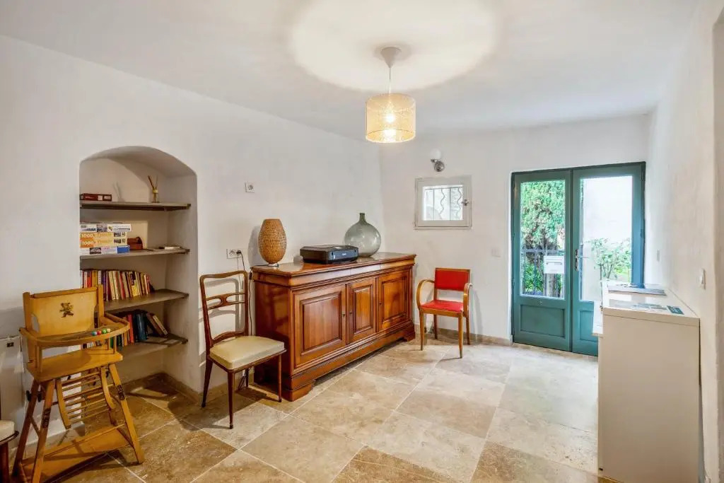 Maison de 2 chambres avec vue sur la ville et wifi a Bonnieux