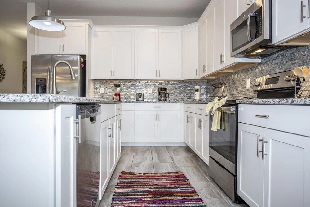 6BR Home Prime Location