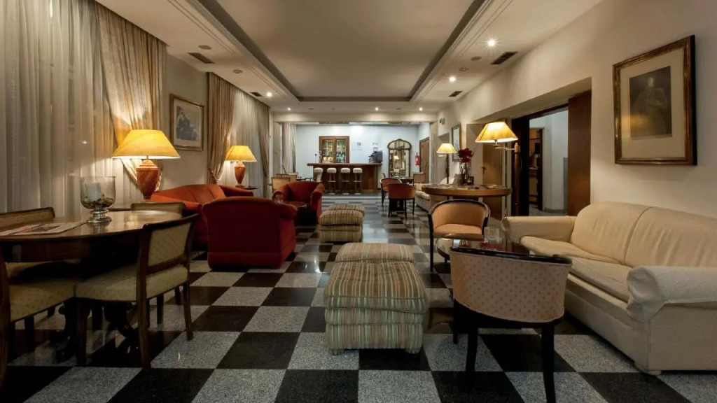 Hotel Metropole