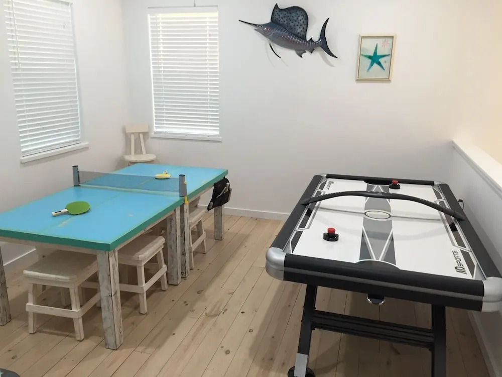 Feelin Tip-Sea 4Br Home