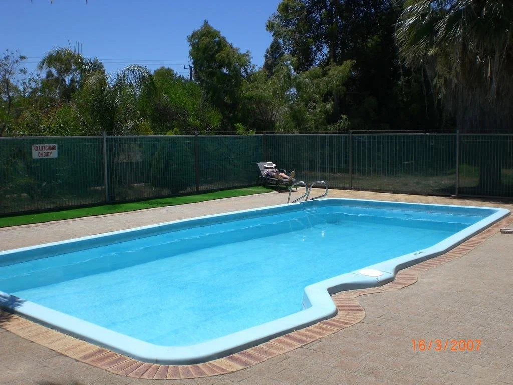 Pinjarra Caravan Park and Cabins