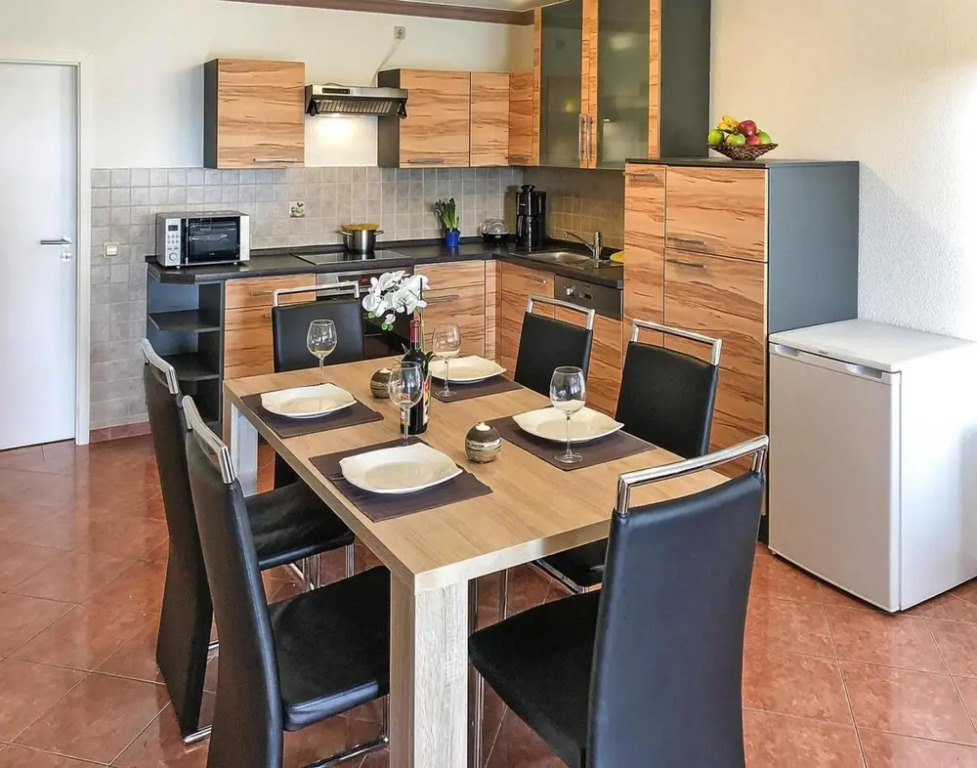 Schones Ferienhaus mit Terrasse