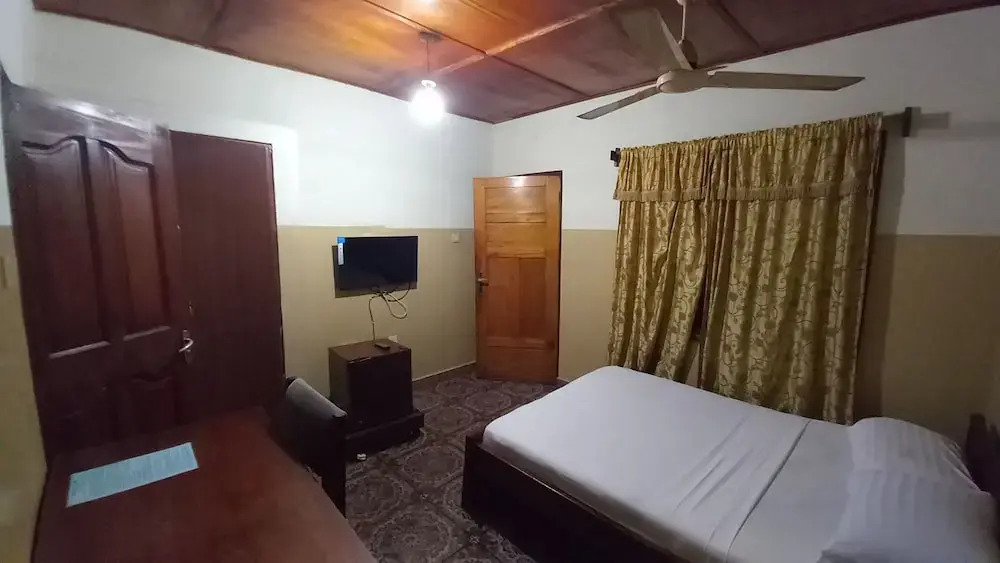 Hensap Hotel