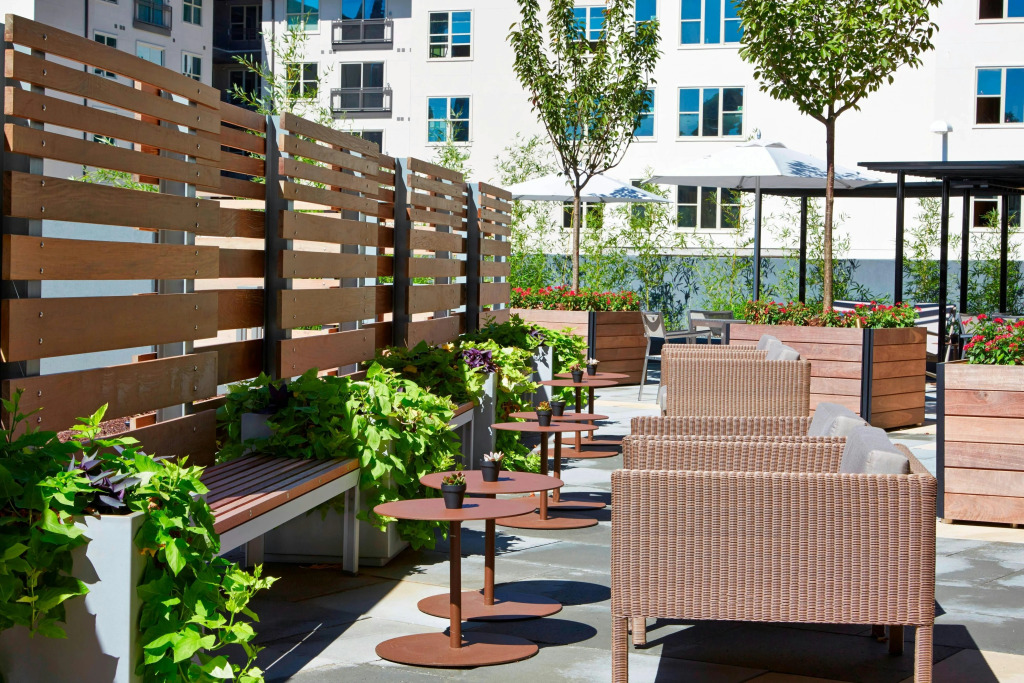 AC Hotel by Marriott Atlanta Buckhead at Phipps Plaza