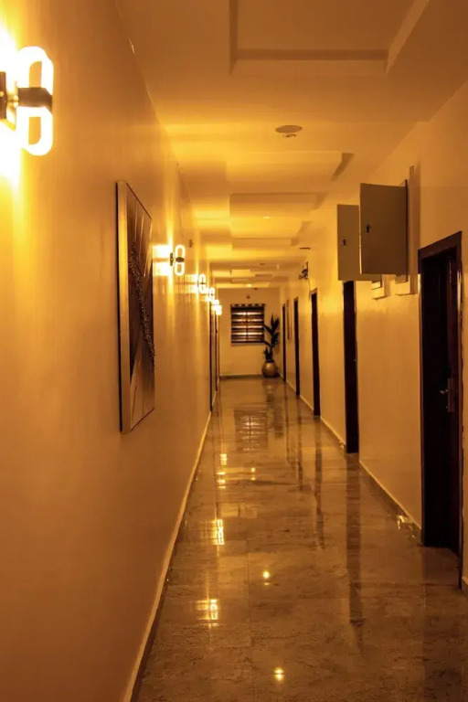 Nice-mason Serene and Suites