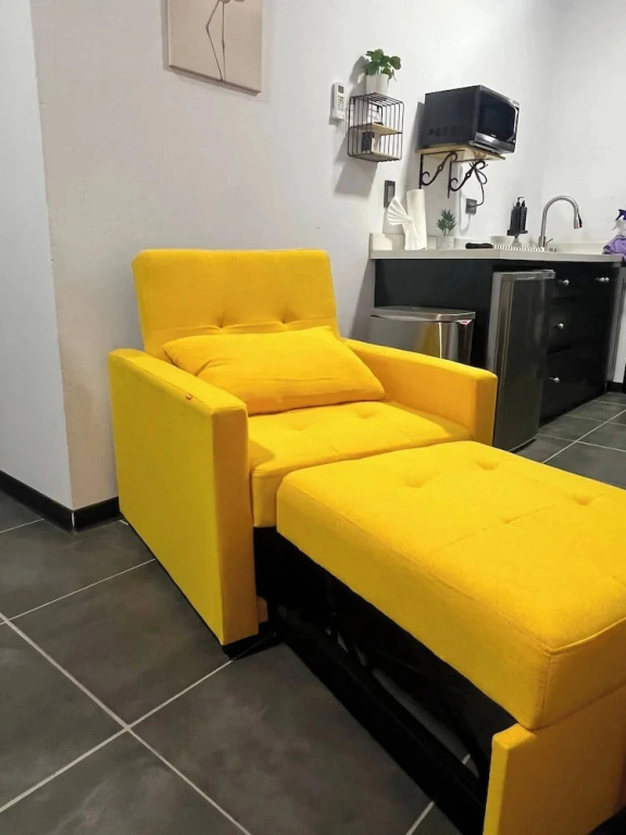 Cozy 1-bedroom Apartment in Central Alajuela