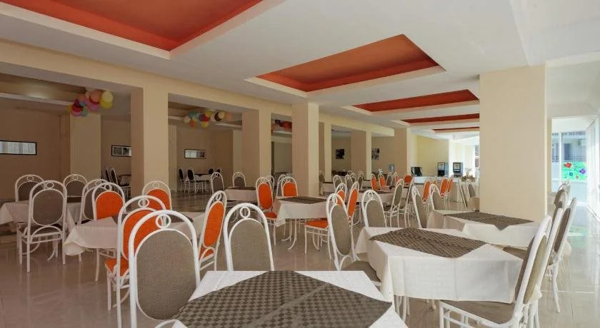 Club Hotel Vedren