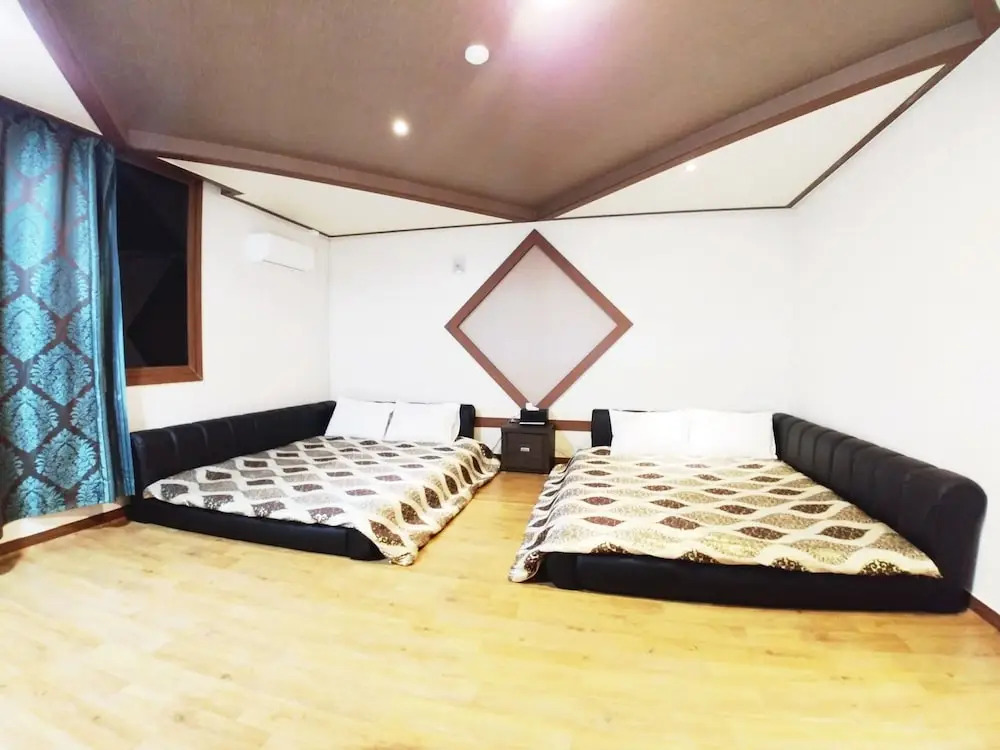Kids & Family Hotel