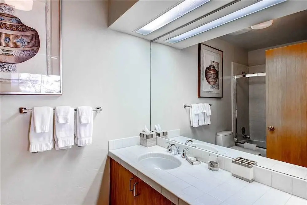 Centennial 3 Bedroom Condo Unit No.12