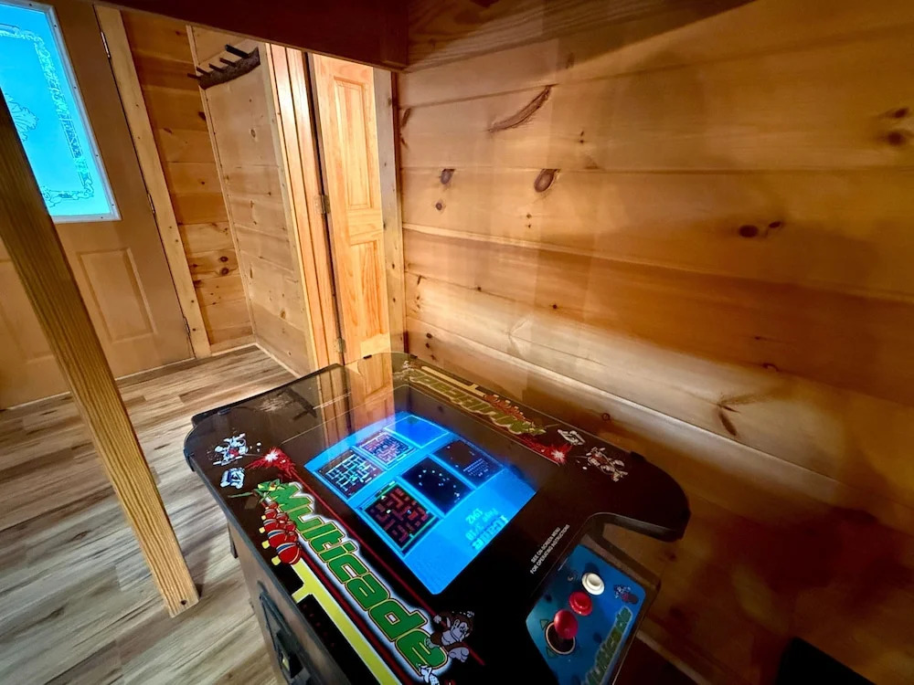 Silver Maple Summit 2 Bedroom Cabin