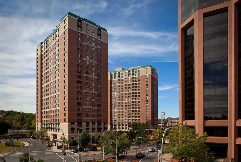 Global Luxury Suites in White Plains